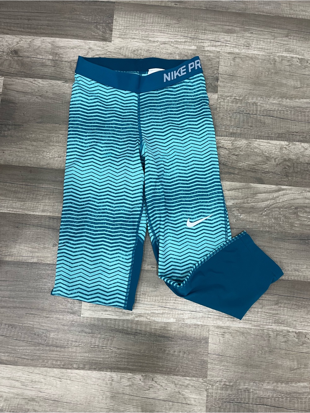 Nike Kids Teal and Aqua leggings
